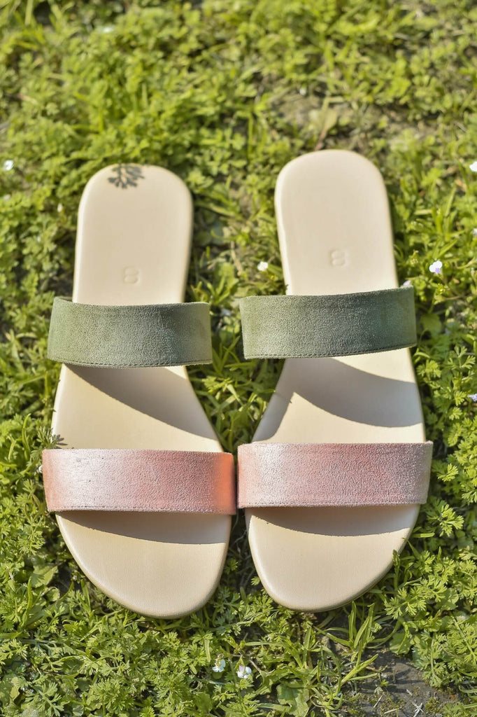 Basic pastel color strap slides