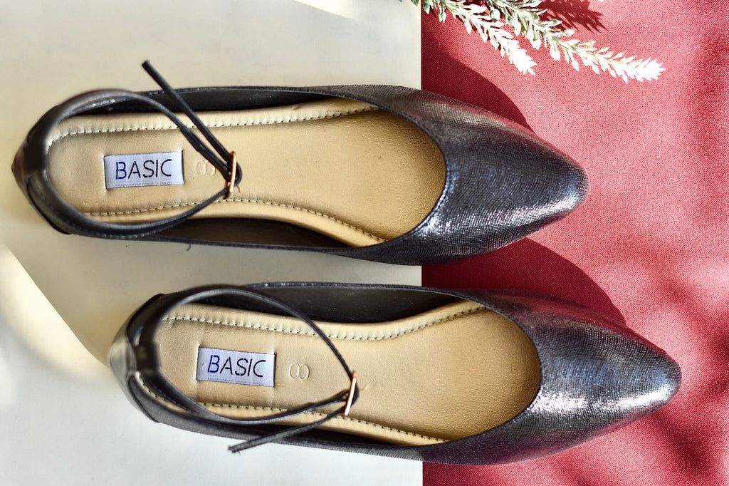 Ankle Strap Pumps | B23 - 12 - CHAPTER 13