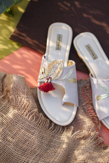 Chappals | Sonehri Patti - CHAPTER 13