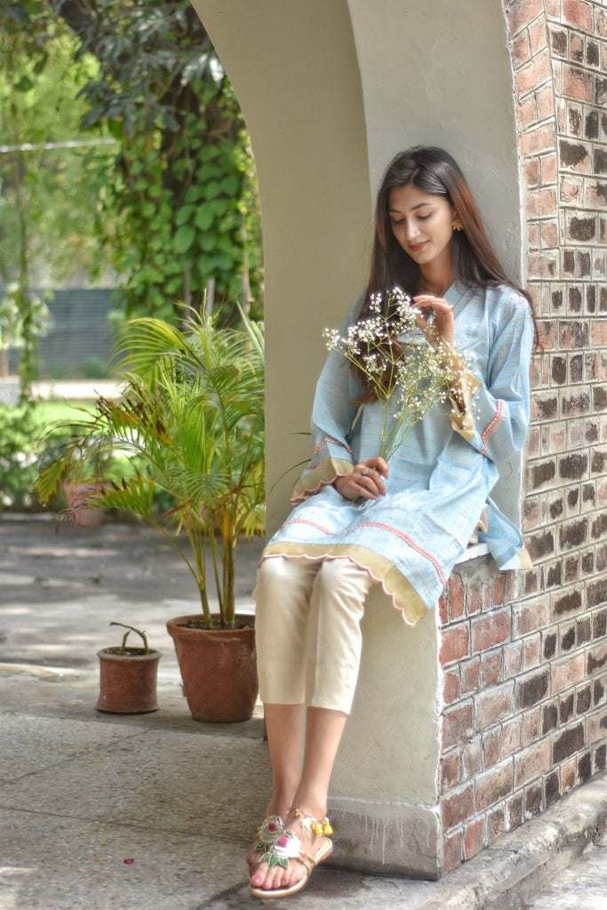 Embroidered Mukaish Chappals | Jhill Mill Gulab - CHAPTER 13