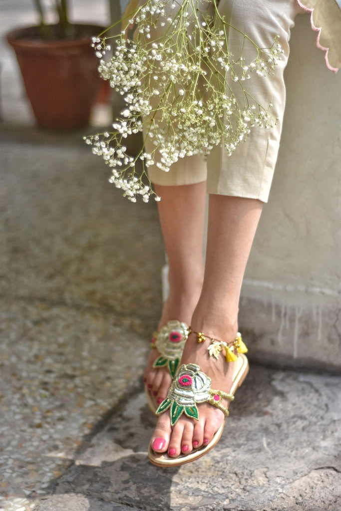 Embroidered Mukaish Chappals | Jhill Mill Gulab - CHAPTER 13