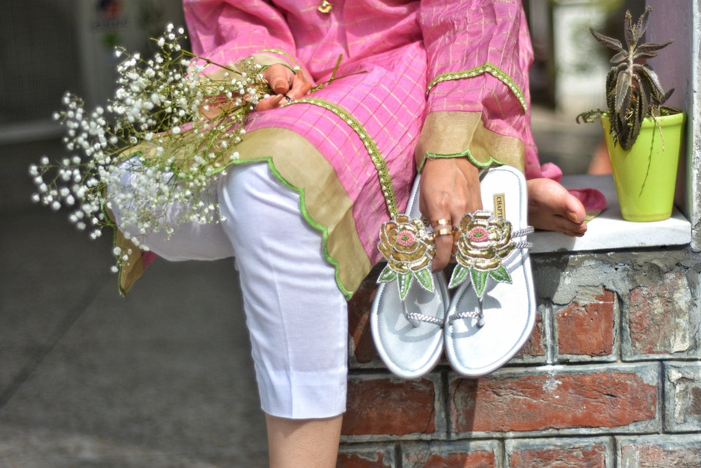 Embroidered Mukaish Kohlapuri | Jhill Mill Gulab - B - CHAPTER 13