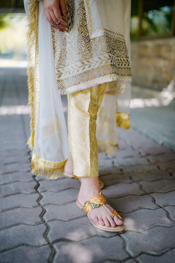 Fancy Kohlapuri | Mumtaz - CHAPTER 13