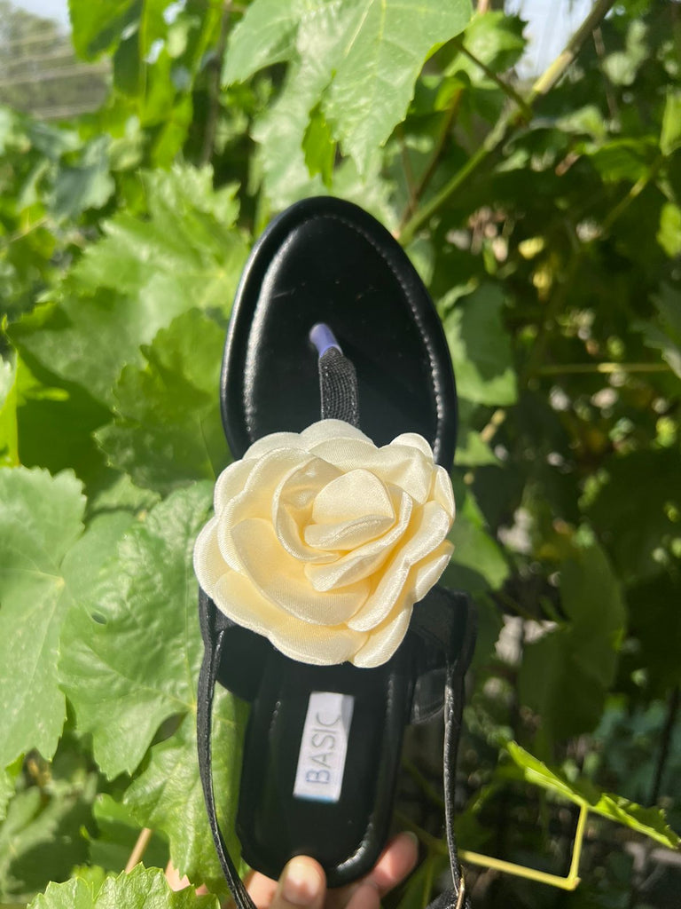 Sandal | White Rose - CHAPTER 13