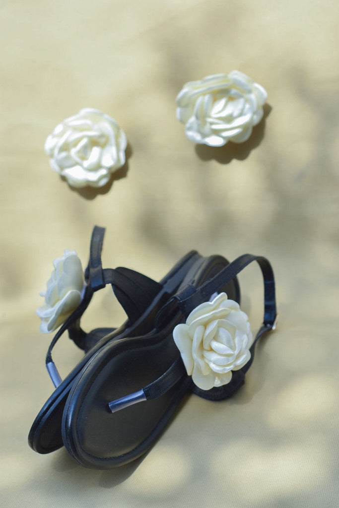 Sandal | White Rose - CHAPTER 13