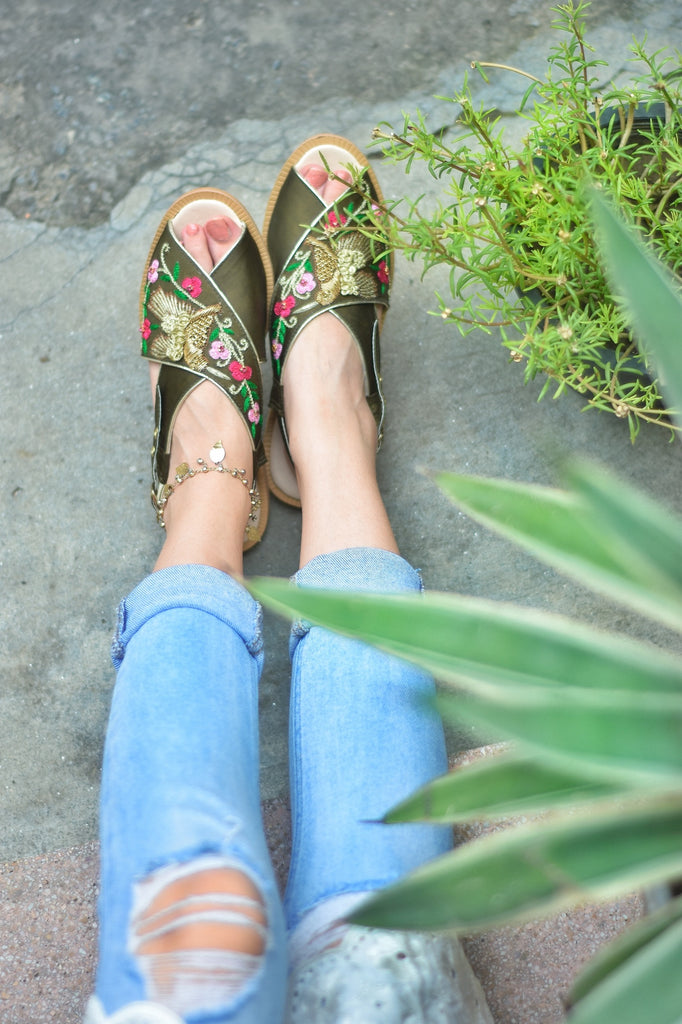 Hand embroidered traditional peshawaris