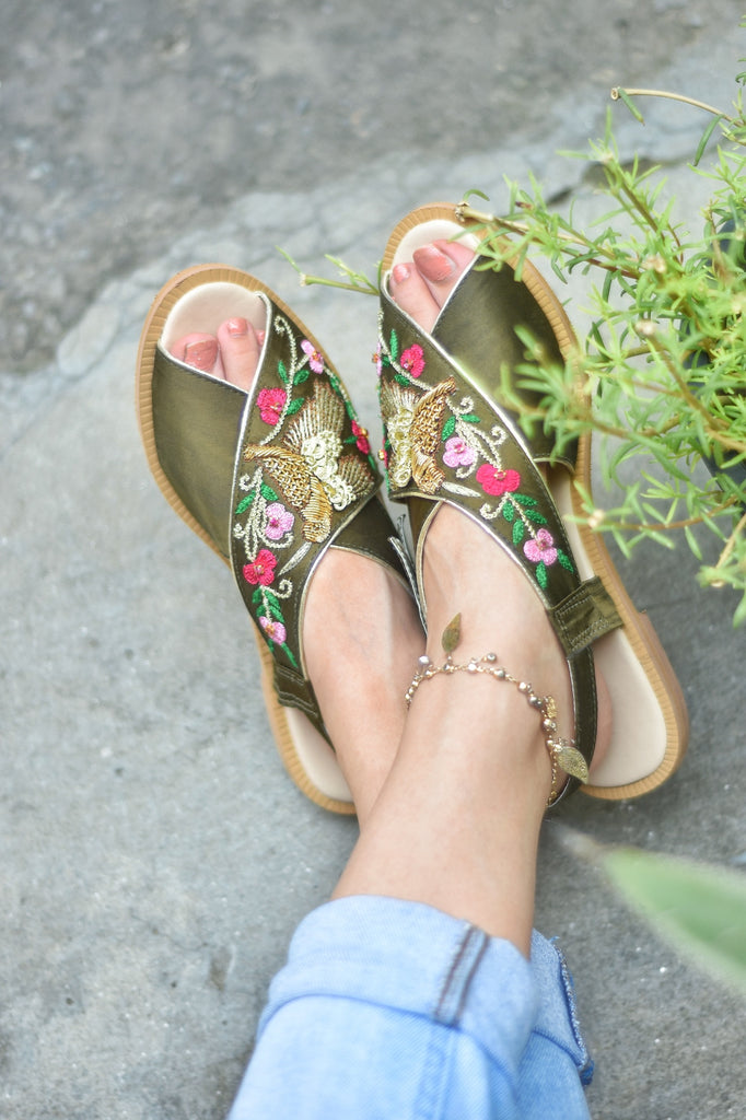 Hand embroidered traditional peshawaris